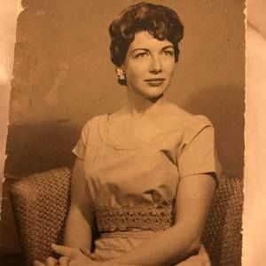 Meet your Posher, Eliza